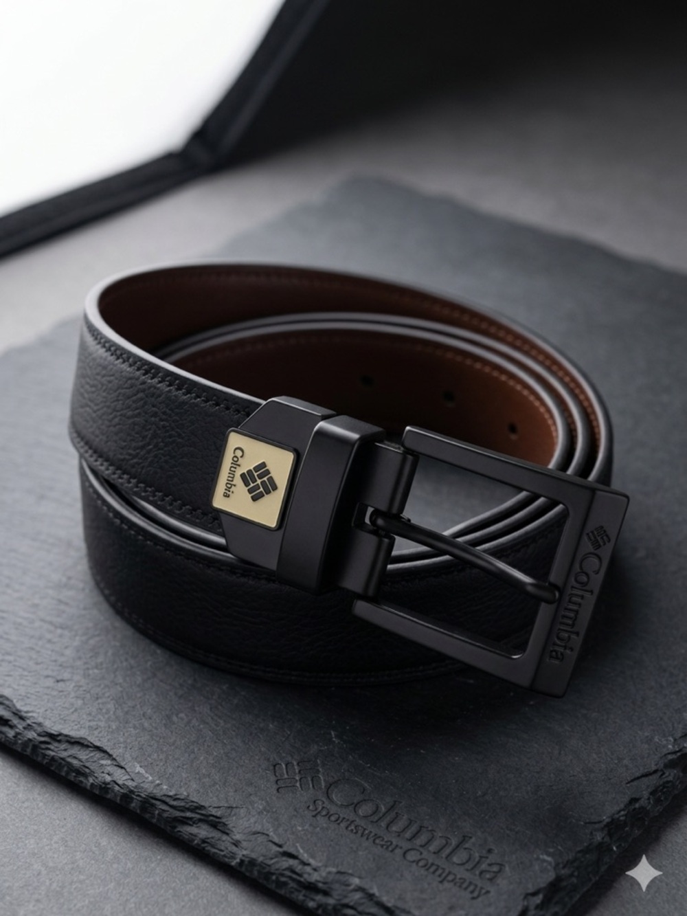 Columbia Black & Brown Reversible Interior and Branded Buckle Belt Size XL NWOT